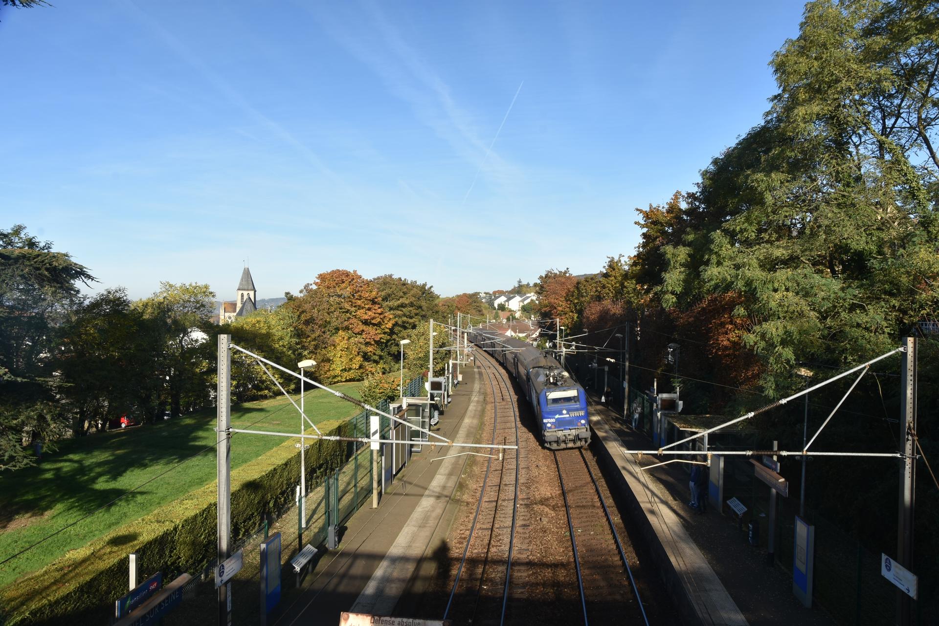Transports et stationnement TrielsurSeine